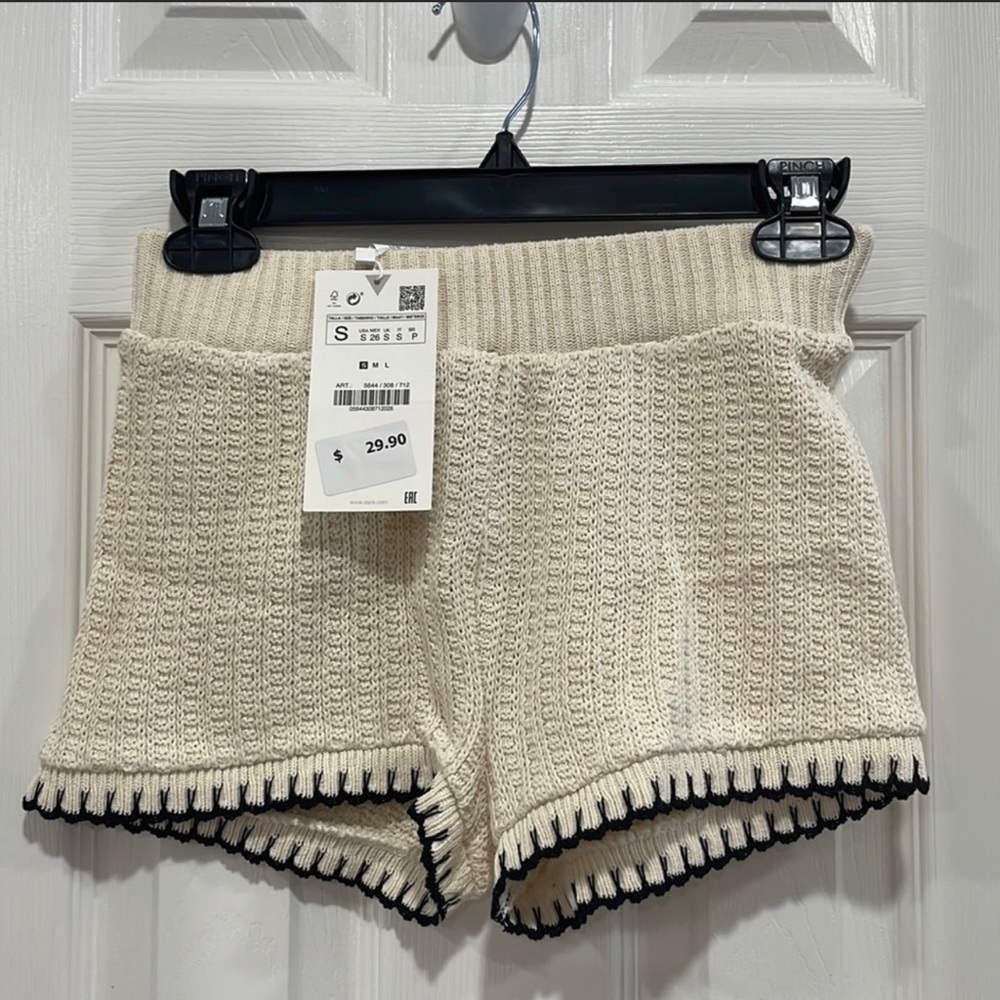 Zara cream knit shorts
